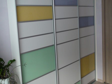 Комбинированный шкаф купе со стеклом